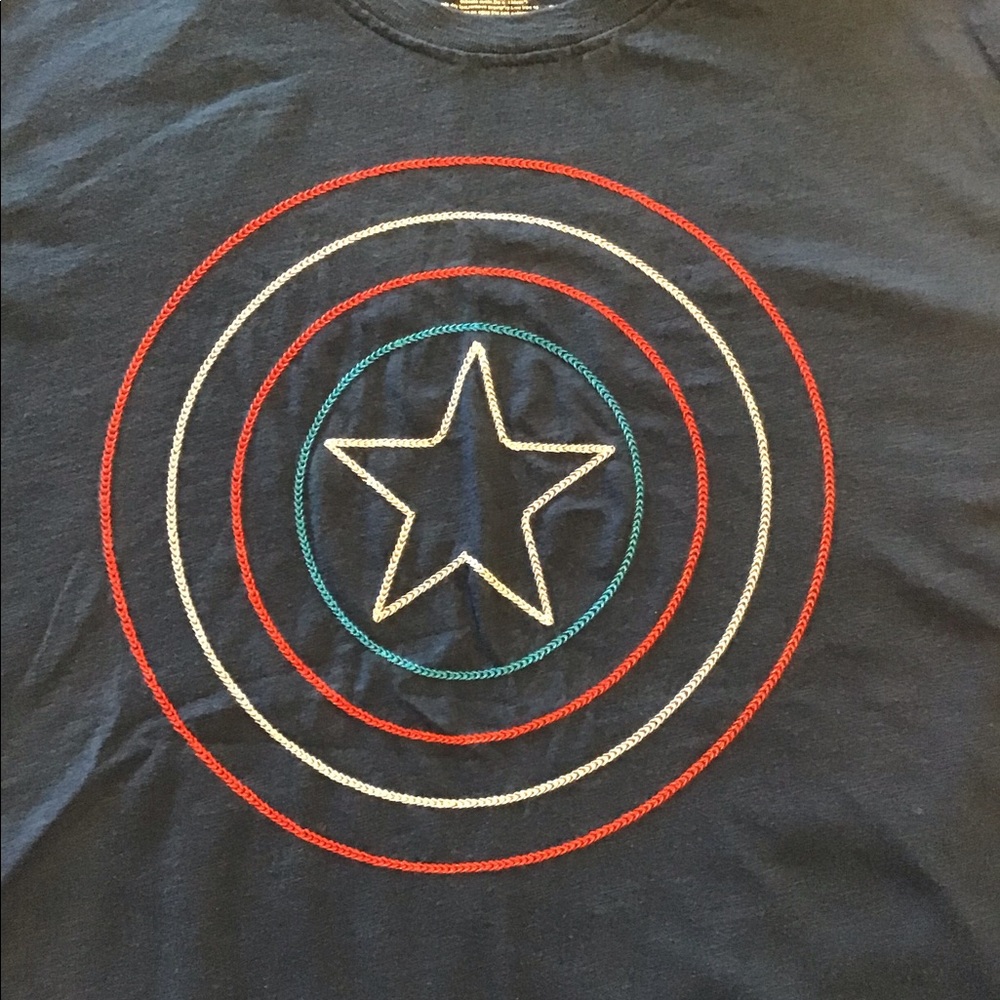 Captain America Embroidered T-shirt - Picture 6 of 8